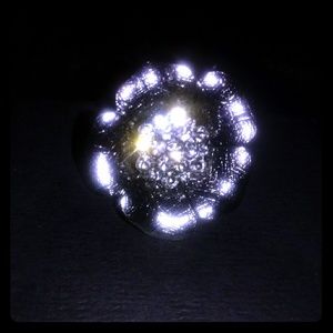 Ladies ring